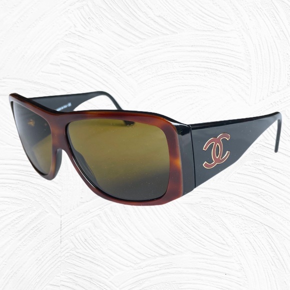Chanel Sunglasses - Picture 1 of 4